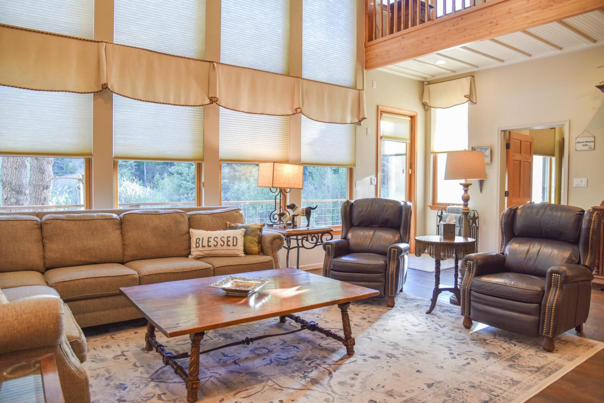 River Lyric Lodge - Formerly Double Dog Red River Extérieur photo