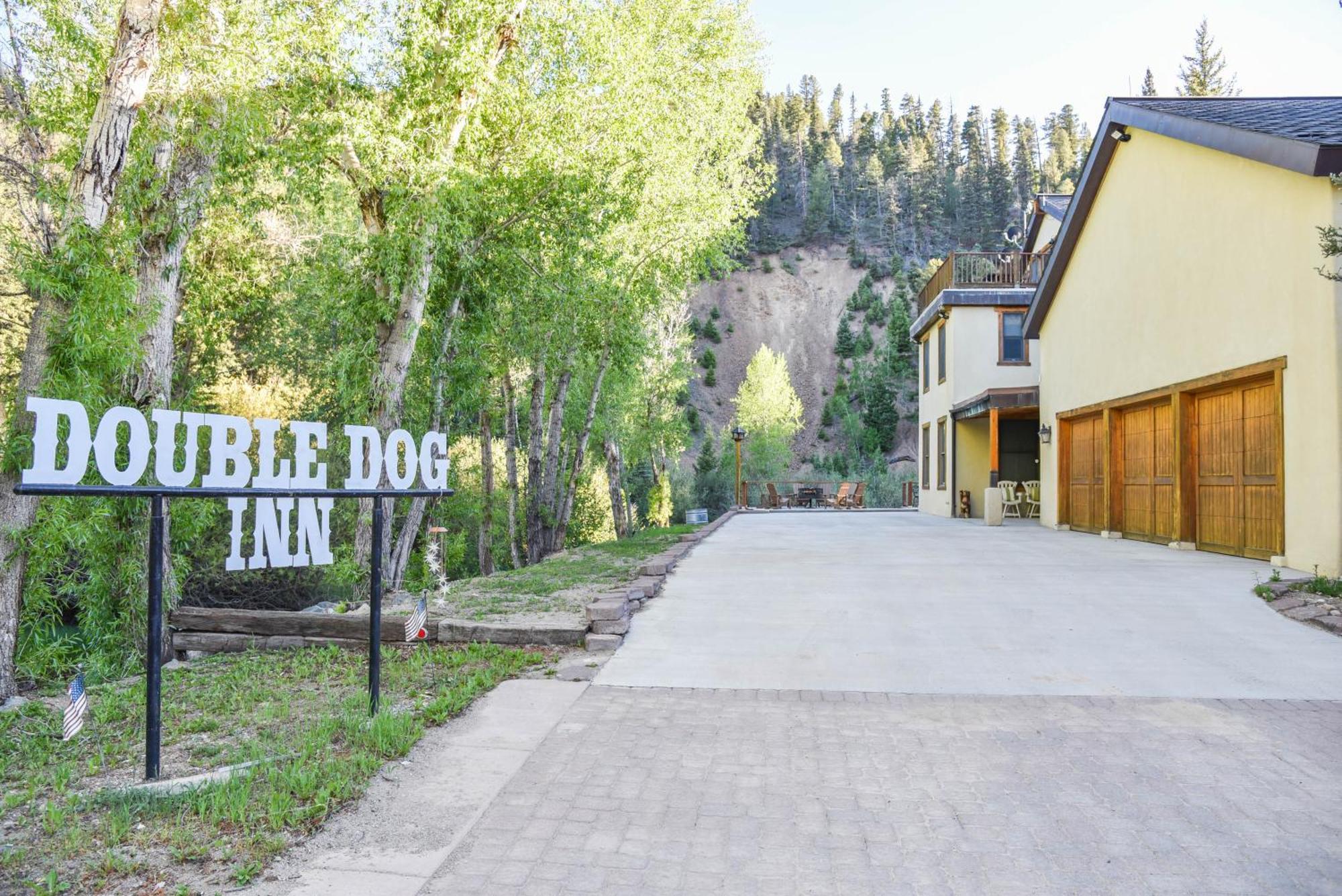 River Lyric Lodge - Formerly Double Dog Red River Extérieur photo